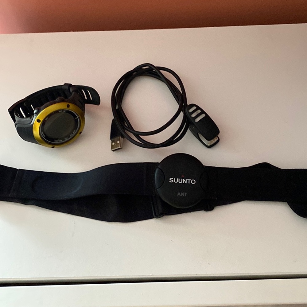 SUUNTO AMBIT 2S heart rate monitor